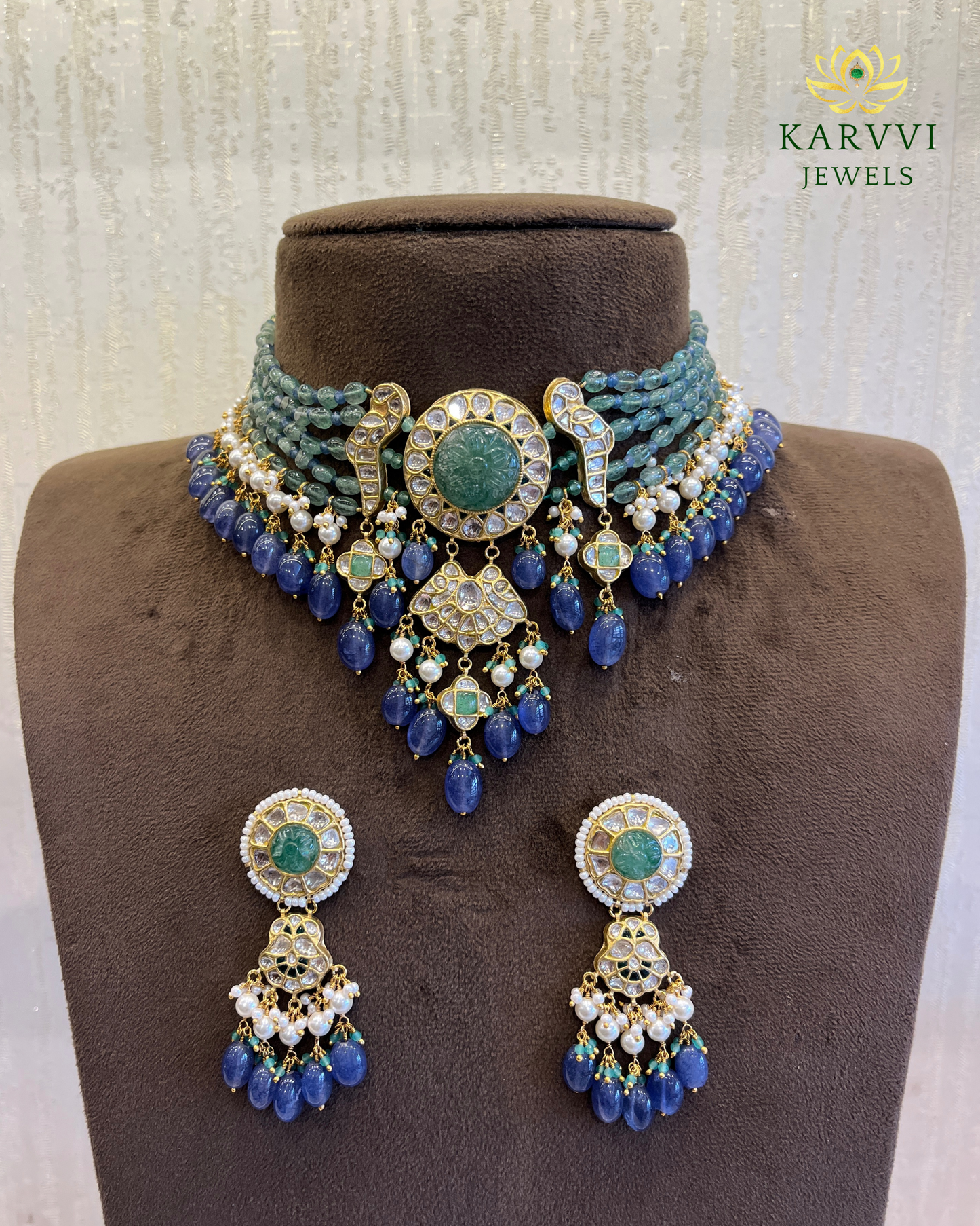 18kt Gold Polki, Carved Natural Gemstones Choker Necklace Set