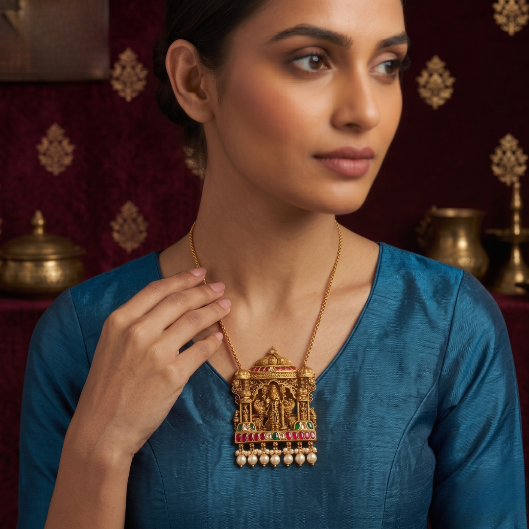 18kt Gold Antique Temple Pendant