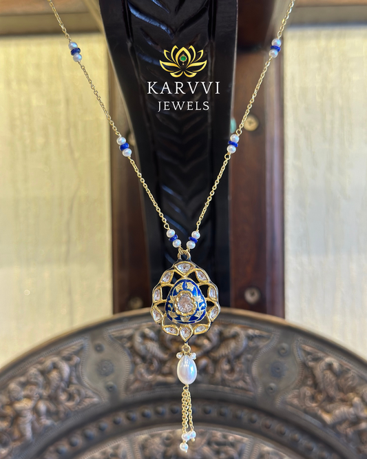18kt Gold Pendant Chain with Kundan and Pearl Detailing