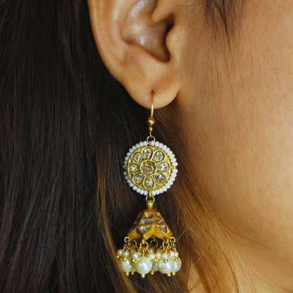 Handcrafted Luxury: 18kt Gold Polki Jhumki