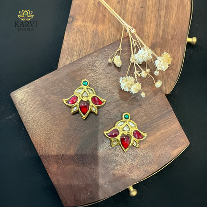 18kt Gold Floral Studs - Nature Symphony