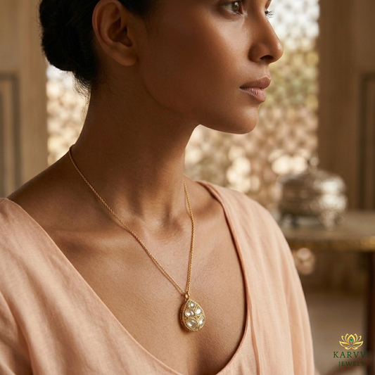 18kt Gold Polki Diamond Pendant Chains