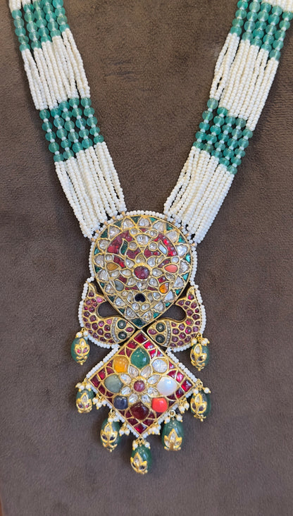 18K Gold Navratna Pendant Necklace