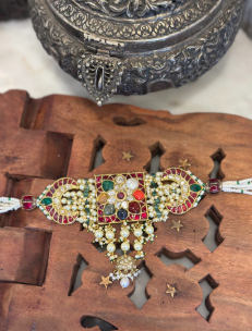 18K Gold Navratan Polki Choker Necklace