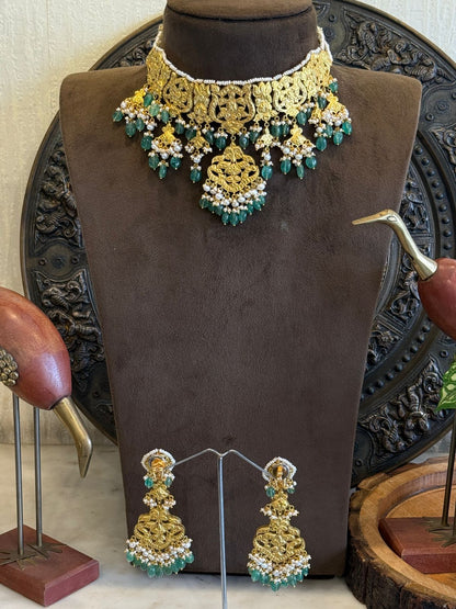 18k Gold Polki Choke Set with Matching Earrings